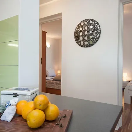 Luka Appartement Vir