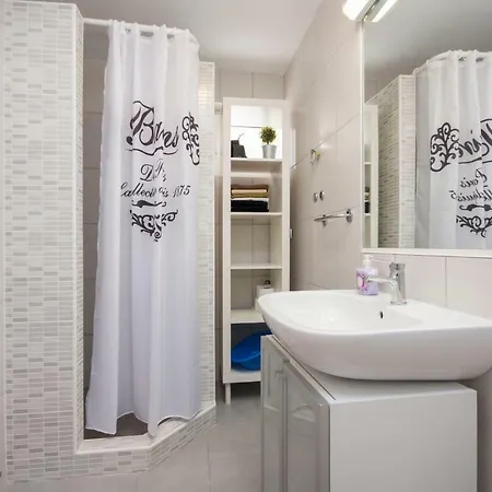 Appartement Luka Vir