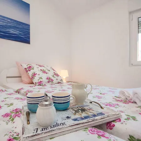 Appartement Luka Vir