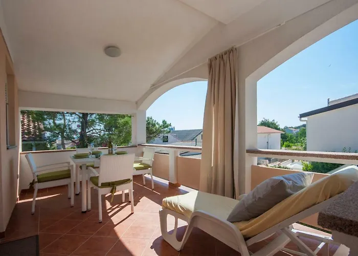 Luka Apartman *