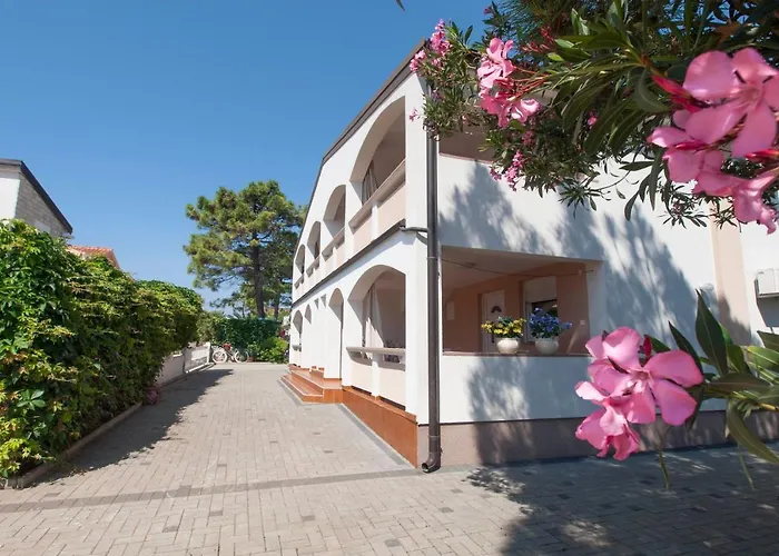 Luka Apartman *